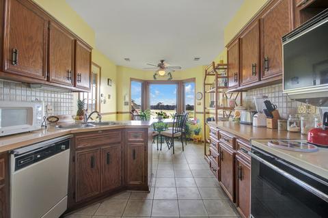 201 Lake Dr #2A, Olympia Fields, IL 60461 photo 9
