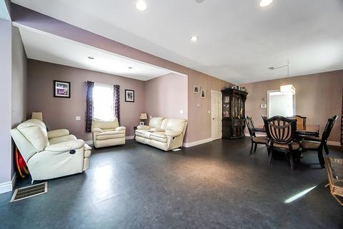 7437 W 56th St, Summit, IL 60501 photo 8