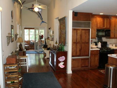 153 Barrypoint Rd, Riverside, IL 60546 photo 2