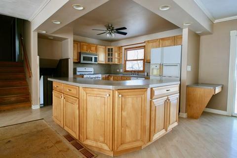 218 Baron Dr, Spring Grove, IL 60081 photo 7