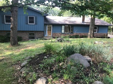 218 Baron Dr, Spring Grove, IL 60081 photo 3