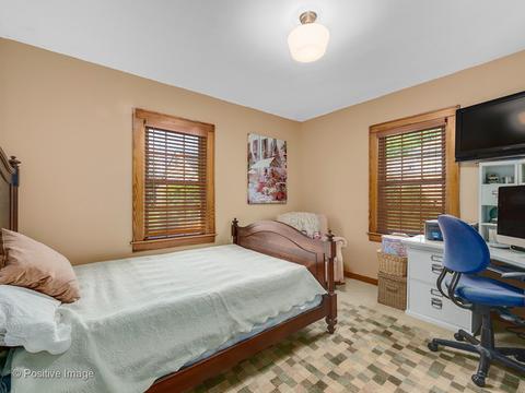 620 Pershing Ave, Wheaton, IL 60189 photo 12