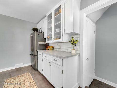 620 Pershing Ave, Wheaton, IL 60189 photo 6