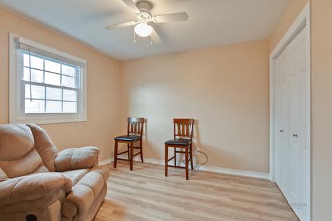 1907 Highview Ave, Mchenry, IL 60050 photo 9
