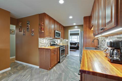 1907 Highview Ave, Mchenry, IL 60050 photo 7