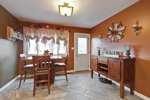 1907 Highview Ave, Mchenry, IL 60050 photo 8