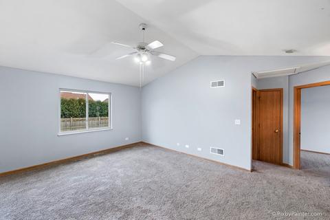 712 Casey Ln, Harvard, IL 60033 photo 12