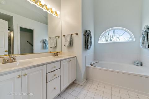1171 Alder Ln, Bartlett, IL 60103 photo 12
