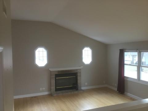 2412 Driftwood Dr, Holiday Hills, IL 60051 photo 7