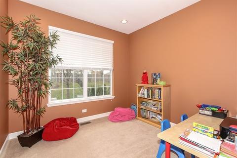 5901 Chatham Dr, Hoffman Estates, IL 60192 photo 15