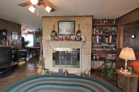 507 E Main St, Ashkum, IL 60911 photo 9