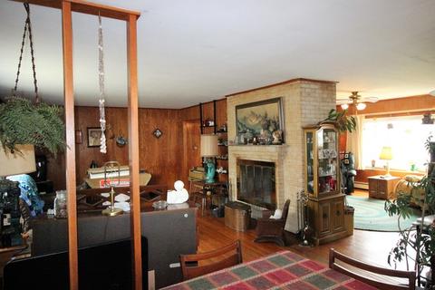 507 E Main St, Ashkum, IL 60911 photo 12