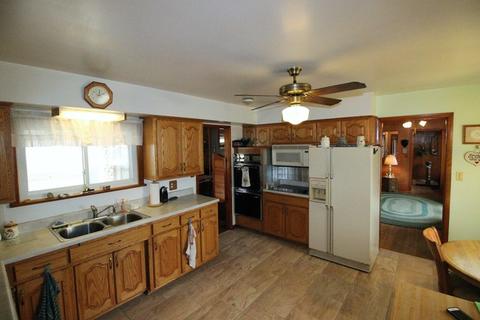 507 E Main St, Ashkum, IL 60911 photo 6