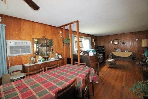 507 E Main St, Ashkum, IL 60911 photo 11
