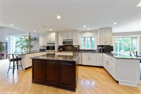 2541 Greenview Rd, Northbrook, IL 60062 photo 7
