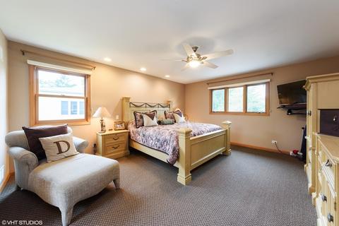 2541 Greenview Rd, Northbrook, IL 60062 photo 12
