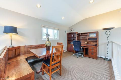 2541 Greenview Rd, Northbrook, IL 60062 photo 21