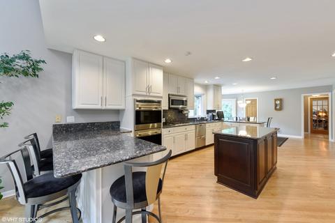 2541 Greenview Rd, Northbrook, IL 60062 photo 6