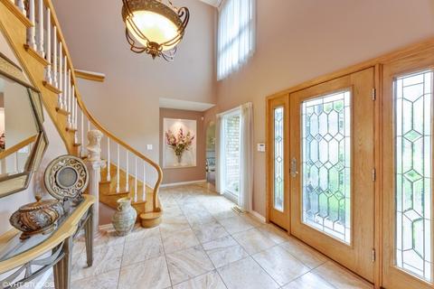 2541 Greenview Rd, Northbrook, IL 60062 photo 2
