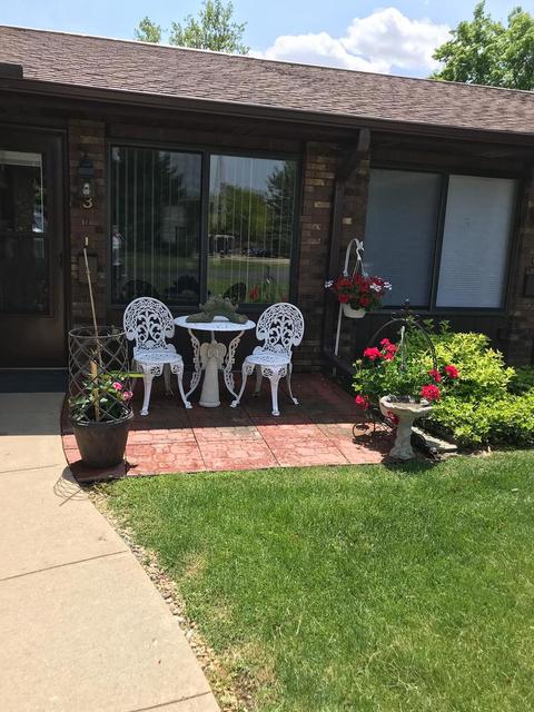 501 Jenkran St #3, Morrison, IL 61270 photo 1