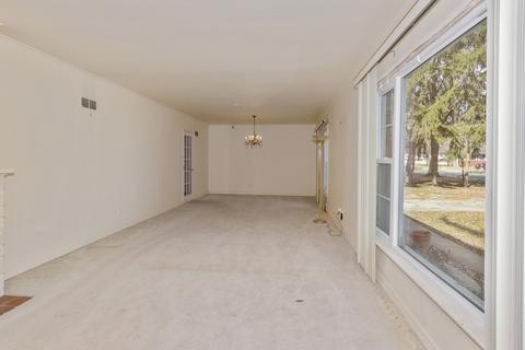 959 Justine Dr, Kankakee, IL 60901 photo 3