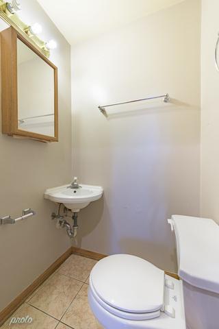 746 E 43rd St #2W, Chicago, IL 60653 photo 14