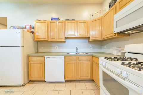 746 E 43rd St #2W, Chicago, IL 60653 photo 19