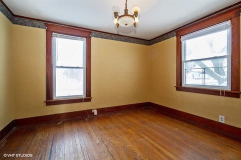 200 S 3rd St, Capron, IL 61012 photo 5