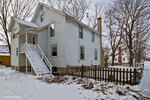 200 S 3rd St, Capron, IL 61012 photo 10