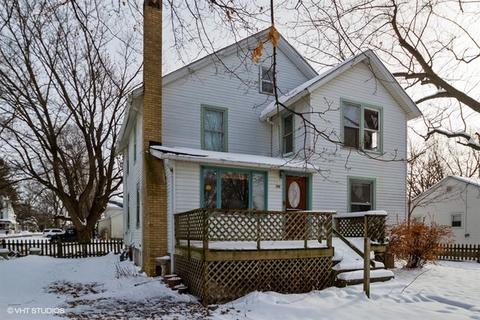 200 S 3rd St, Capron, IL 61012 photo 1