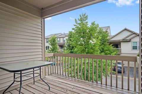 651 Conservatory Ln, Aurora, IL 60502 photo 6