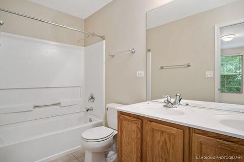 651 Conservatory Ln, Aurora, IL 60502 photo 11