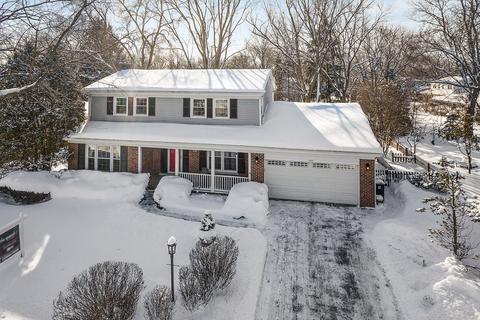 2525 Cherry Ln, Northbrook, IL 60062 photo 1