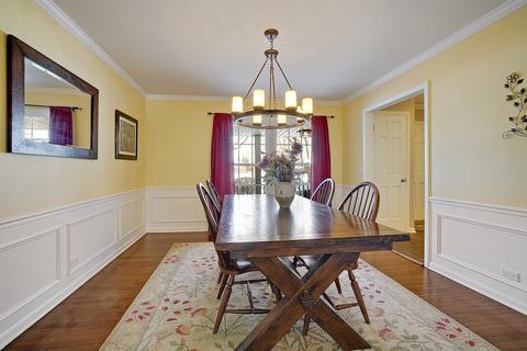 2525 Cherry Ln, Northbrook, IL 60062 photo 5