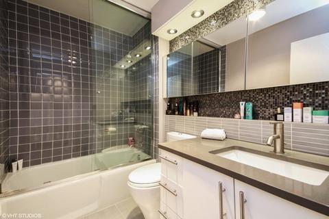 110 E Delaware Pl #1104, Chicago, IL 60611 photo 12