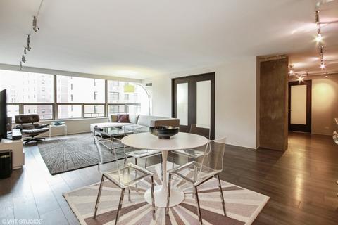 110 E Delaware Pl #1104, Chicago, IL 60611 photo 8