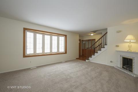 675 Concord Ct, Algonquin, IL 60102 photo 4