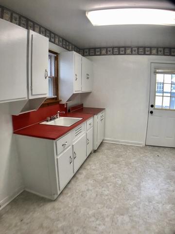 49 Gerald Rd, Rantoul, IL 61866 photo 3