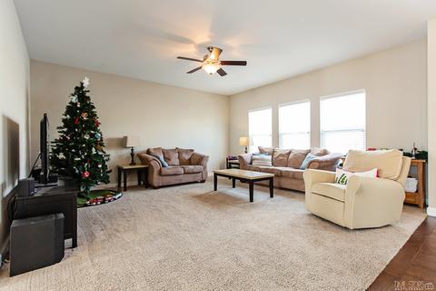 3644 Ancient Oak Dr, Elgin, IL 60124 photo 10