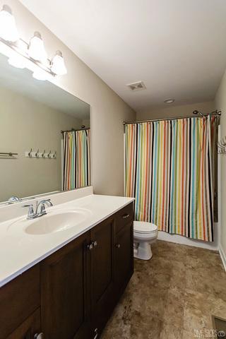 3644 Ancient Oak Dr, Elgin, IL 60124 photo 23