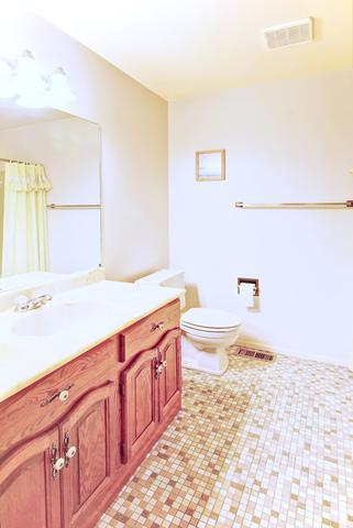 1132 Hawthorne Ct #D1, Wheeling, IL 60090 photo 13