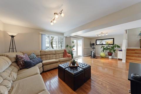 1465 Dennison Rd, Hoffman Estates, IL 60169 photo 18