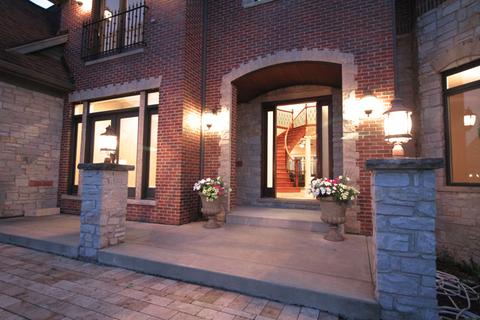 11 Baker Ln, Naperville, IL 60565 photo 3