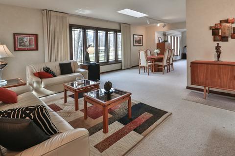 39 W535 Capulet Cir, Elgin, IL 60124 photo 7
