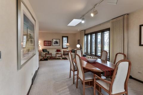 39 W535 Capulet Cir, Elgin, IL 60124 photo 9