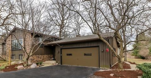 39 W535 Capulet Cir, Elgin, IL 60124 photo 1