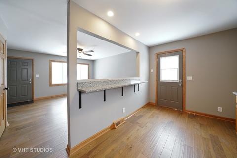 249 Robinson Dr, Morris, IL 60450 photo 5