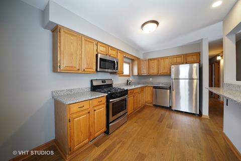 249 Robinson Dr, Morris, IL 60450 photo 3