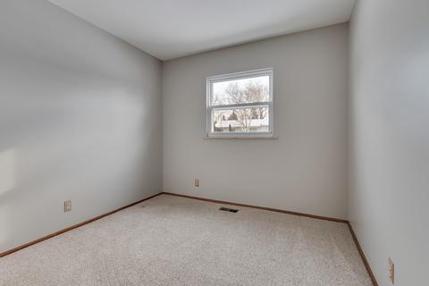 1240 Post Rd, Aurora, IL 60506 photo 12
