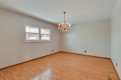 1240 Post Rd, Aurora, IL 60506 photo 8